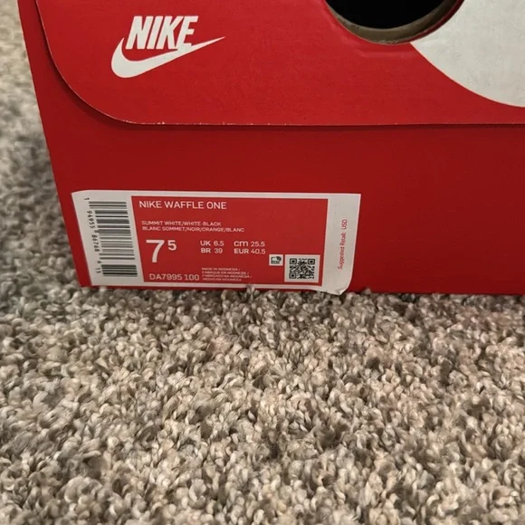 Nike Waffle One - Picture 6 of 7